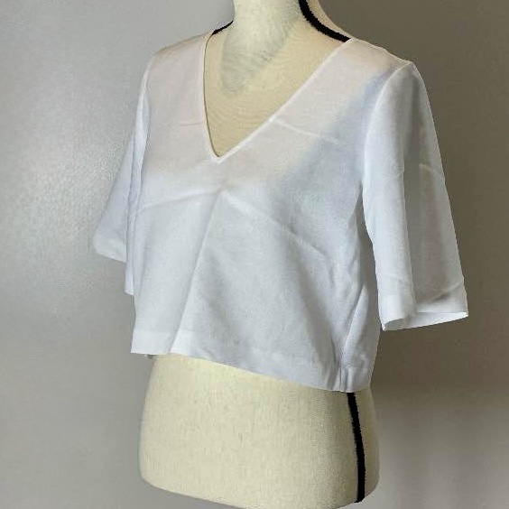 VETTA - The Cropped Blouse