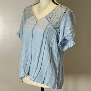 FARYSAYS Women’s Casual Lace Crochet V-Neck Button Down Blouse